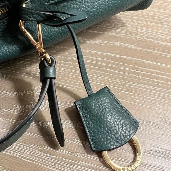 Radley London Duke Place medium compartment crossbody leather bag in pine needle - Picture 9 of 15